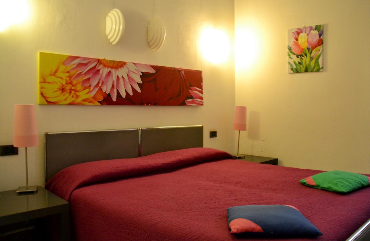 Hotel Italia Foligno Esterno foto