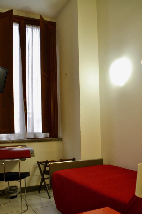 Hotel Italia Foligno Esterno foto