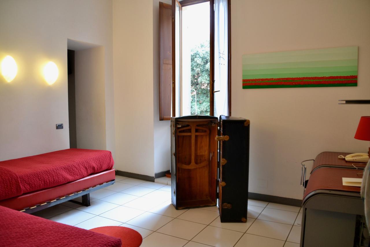 Hotel Italia Foligno Esterno foto