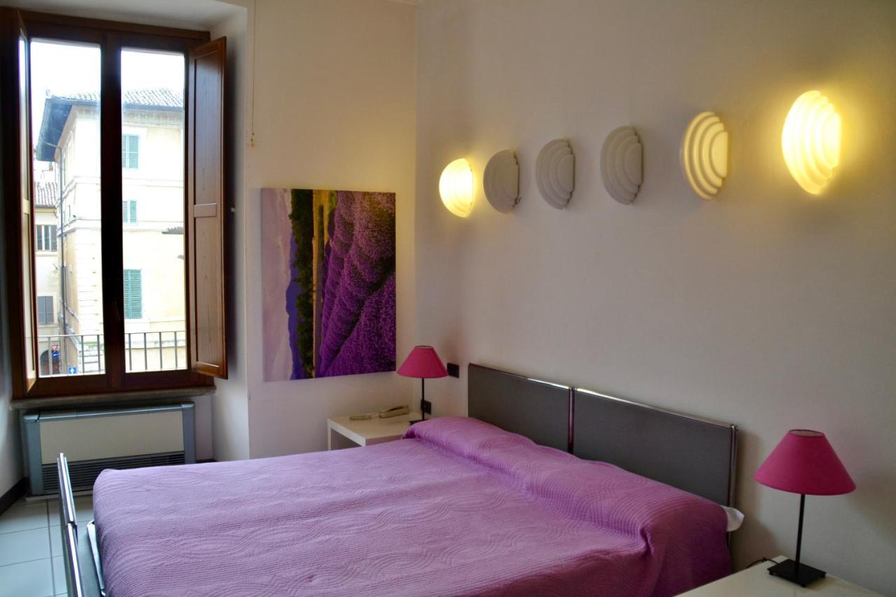Hotel Italia Foligno Esterno foto