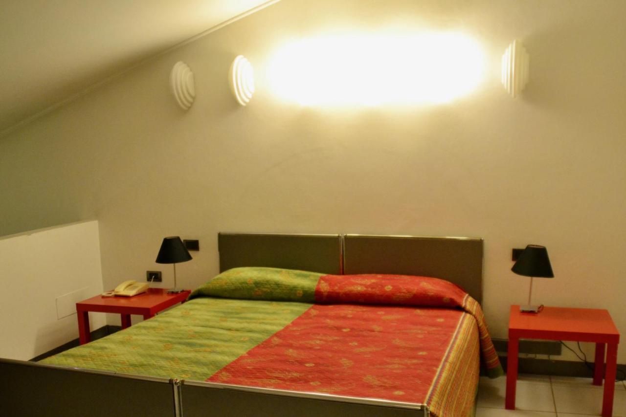 Hotel Italia Foligno Esterno foto